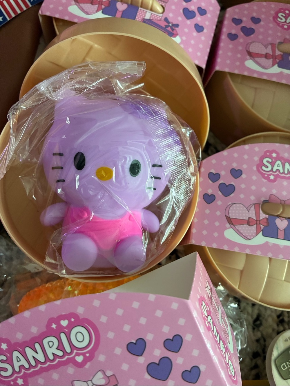 unbranded hello kitty squishy